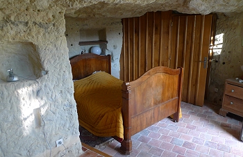 loire cave house